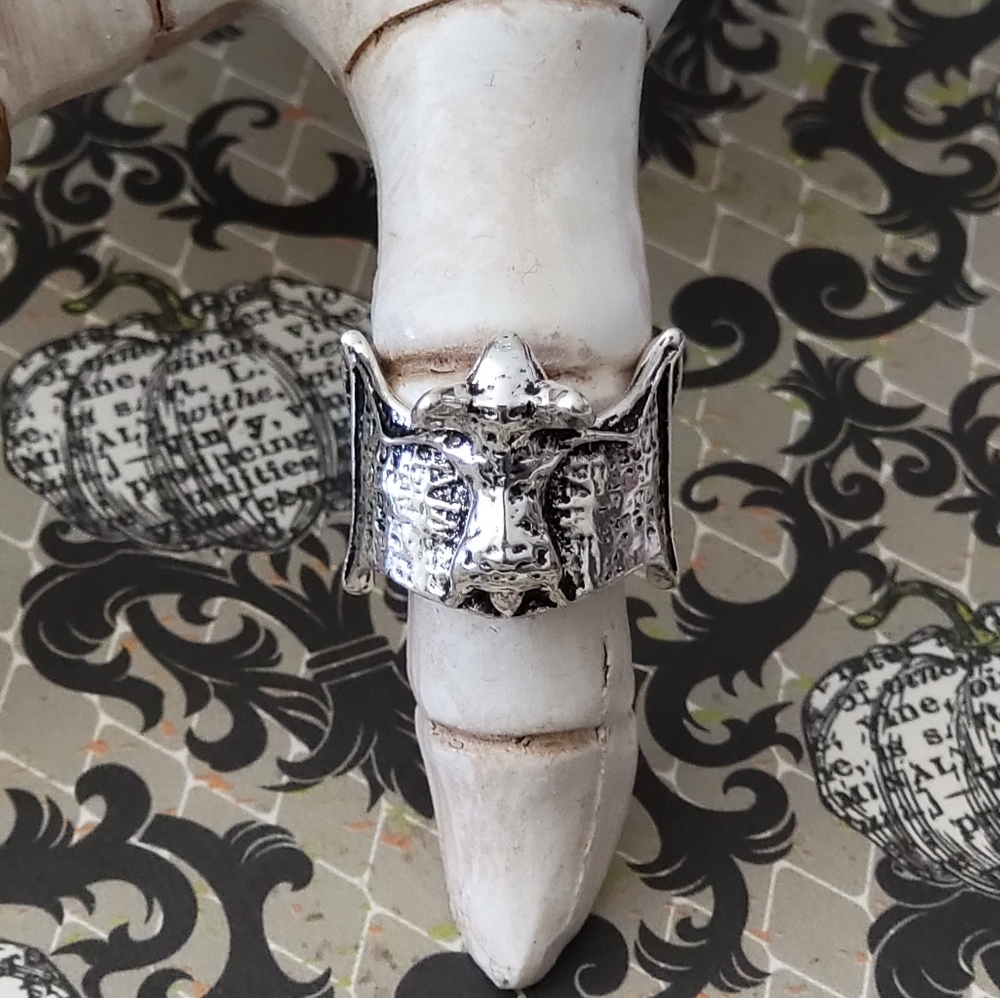 Bat Ring - Picture 3 of 7